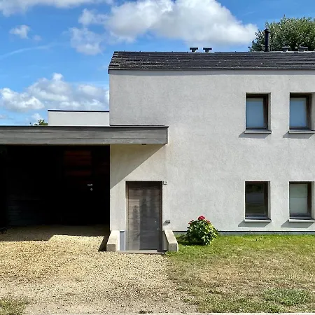 Modern & Cosy With Patio & Fenced Garden Near Dunes & Holiday home *