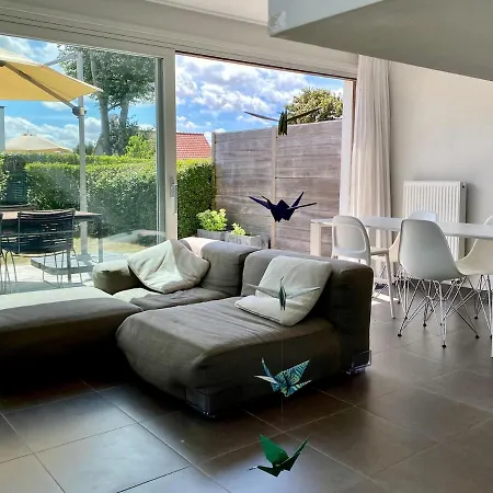 Modern & Cosy With Patio & Fenced Garden Near Dunes & Koksijde