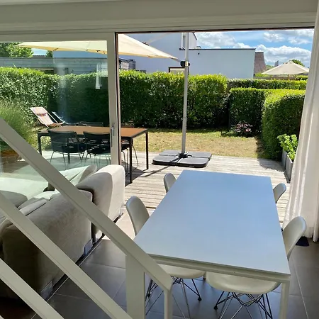 Сasa de vacaciones Modern & Cosy With Patio & Fenced Garden Near Dunes & Koksijde