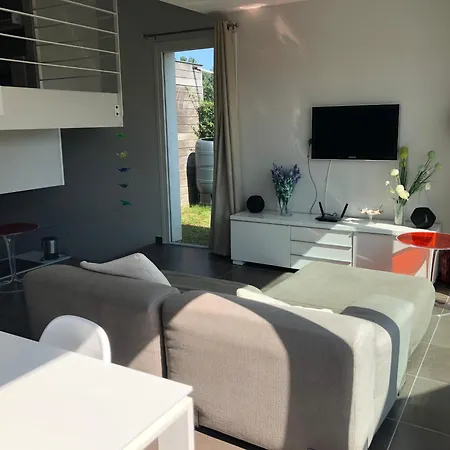 Prázdninový dům Modern & Cosy With Patio & Fenced Garden Near Dunes &