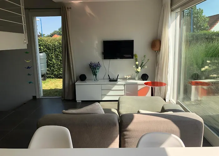 Holiday home Modern & Cosy With Patio & Fenced Garden Near Dunes &